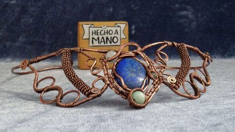 Gargantilla con lapislázuli natural