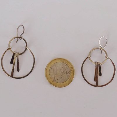 Pendientes colgantes con doble circulo y gotas alargadas