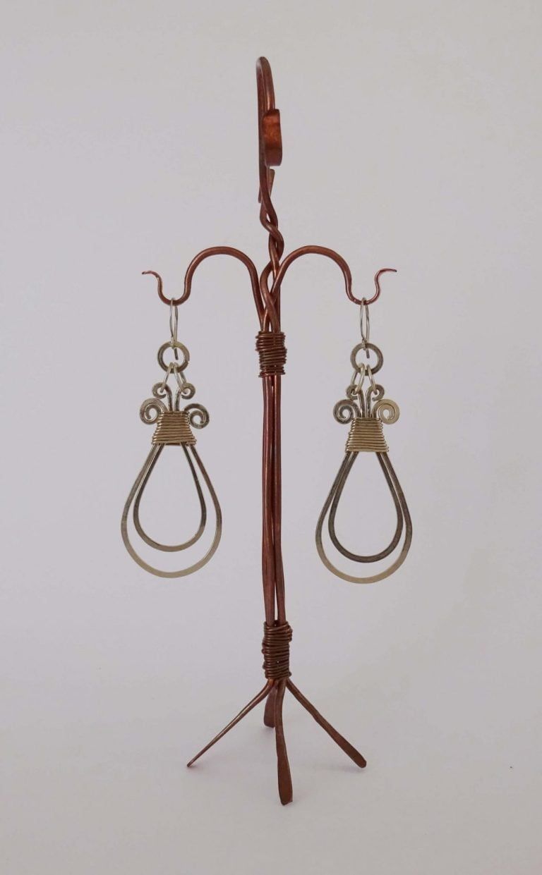 pendientes plateados gota doble contenidas y martilladas