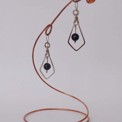 Pendientes geométricos rombo alargado y esfera de lapislázuli