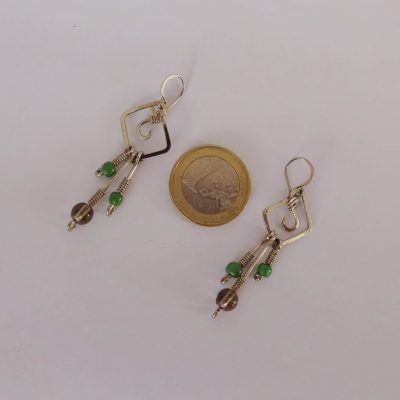 Pendientes cuadrados pequeños con colgantes y cuarzo ahumado