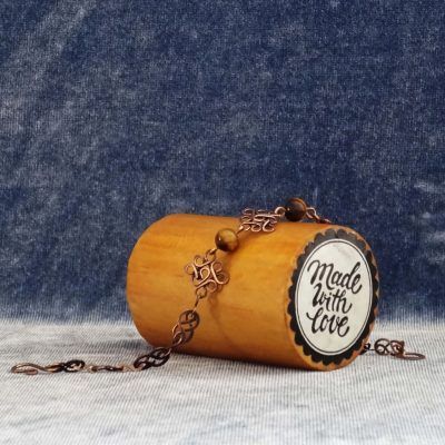 Pulsera de cobre hecha a mano con ojo de tigre natural