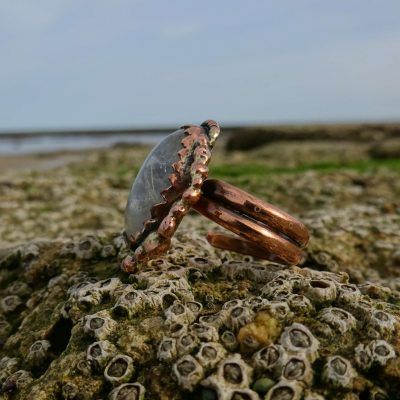 Anillo de cobre con cuarzo 3 Anillo de cobre con cuarzo