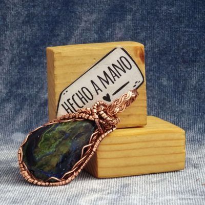 Colgante con azurita y cobre