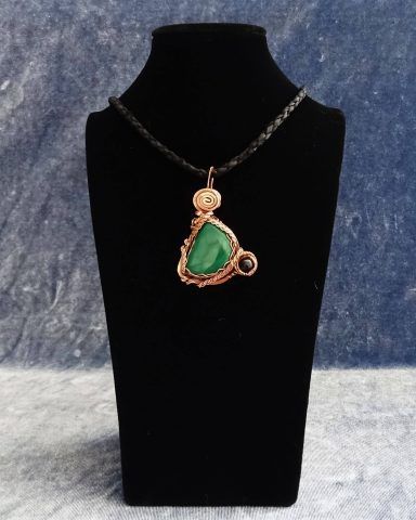 Colgante de cobre con malaquita