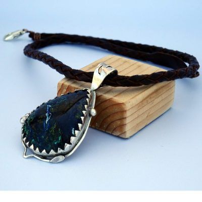 Colgante de plata con azurita natural