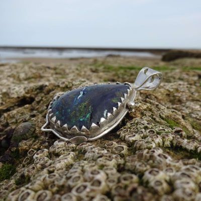 Colgante de plata con azurita natural