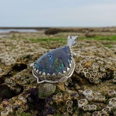Colgante de plata con azurita natural