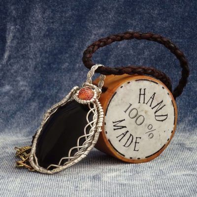 Colgante con obsidiana y plata