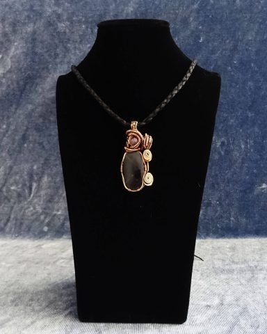 Colgante de cobre con septaria